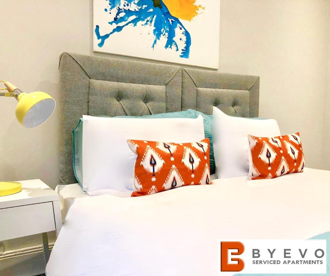 Byevo Almar Villa - Close To City And Airport - Perfect For Contractors Or Large Groups Glasgow Eksteriør billede